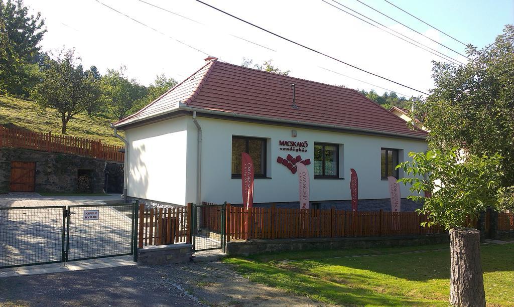 Macskako Vendeghaz Hotel Somoskoujfalu Exterior photo